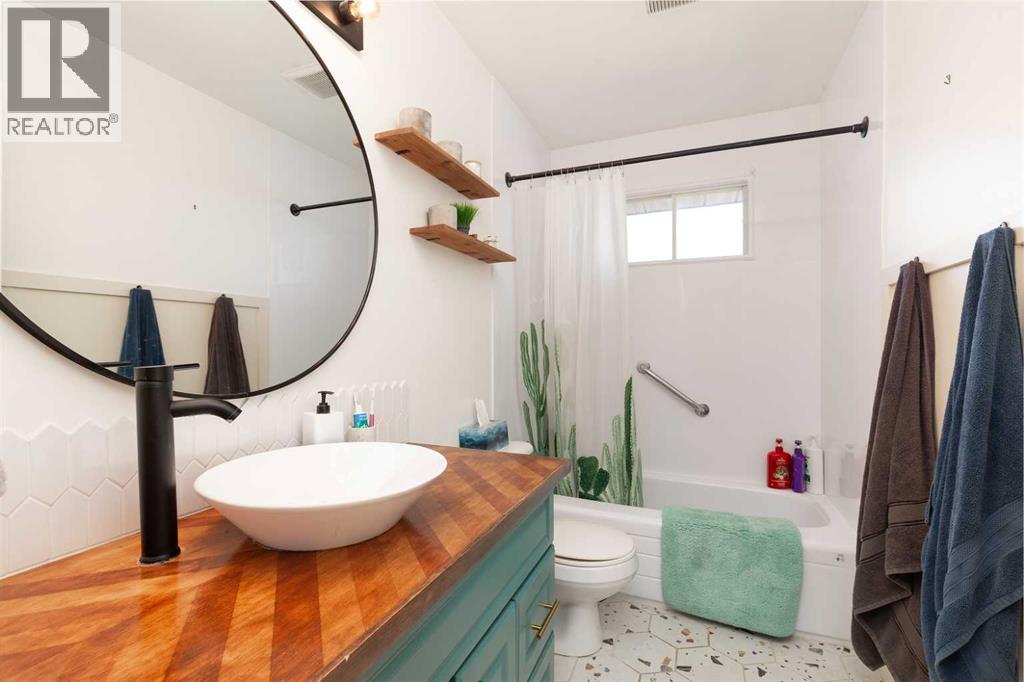 2414 14 Street N, Lethbridge, Alberta  T1H 4P3 - Photo 13 - A2290731