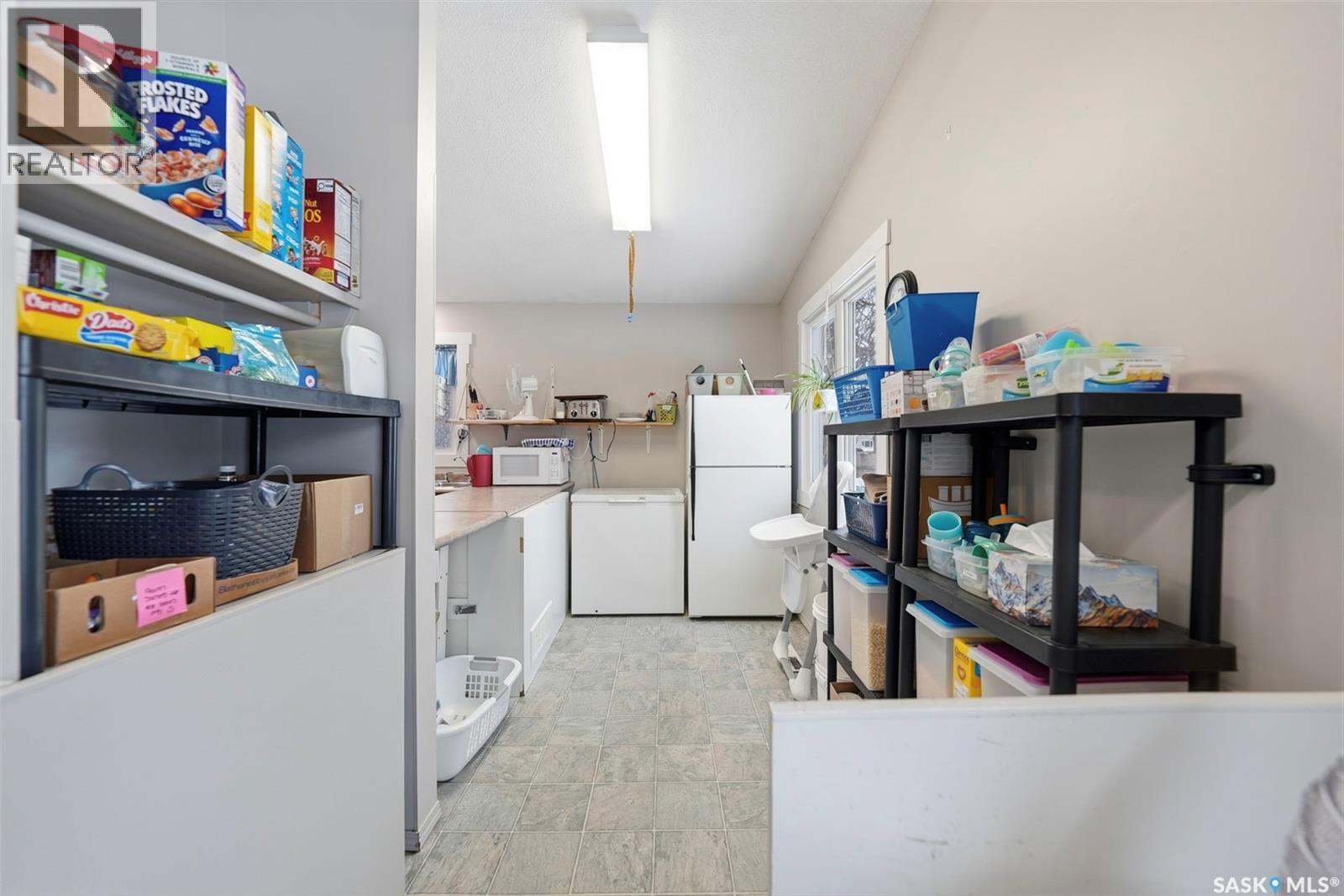 33 Antrim Street, Lanigan, Saskatchewan  S0K 2M0 - Photo 11 - SK031985