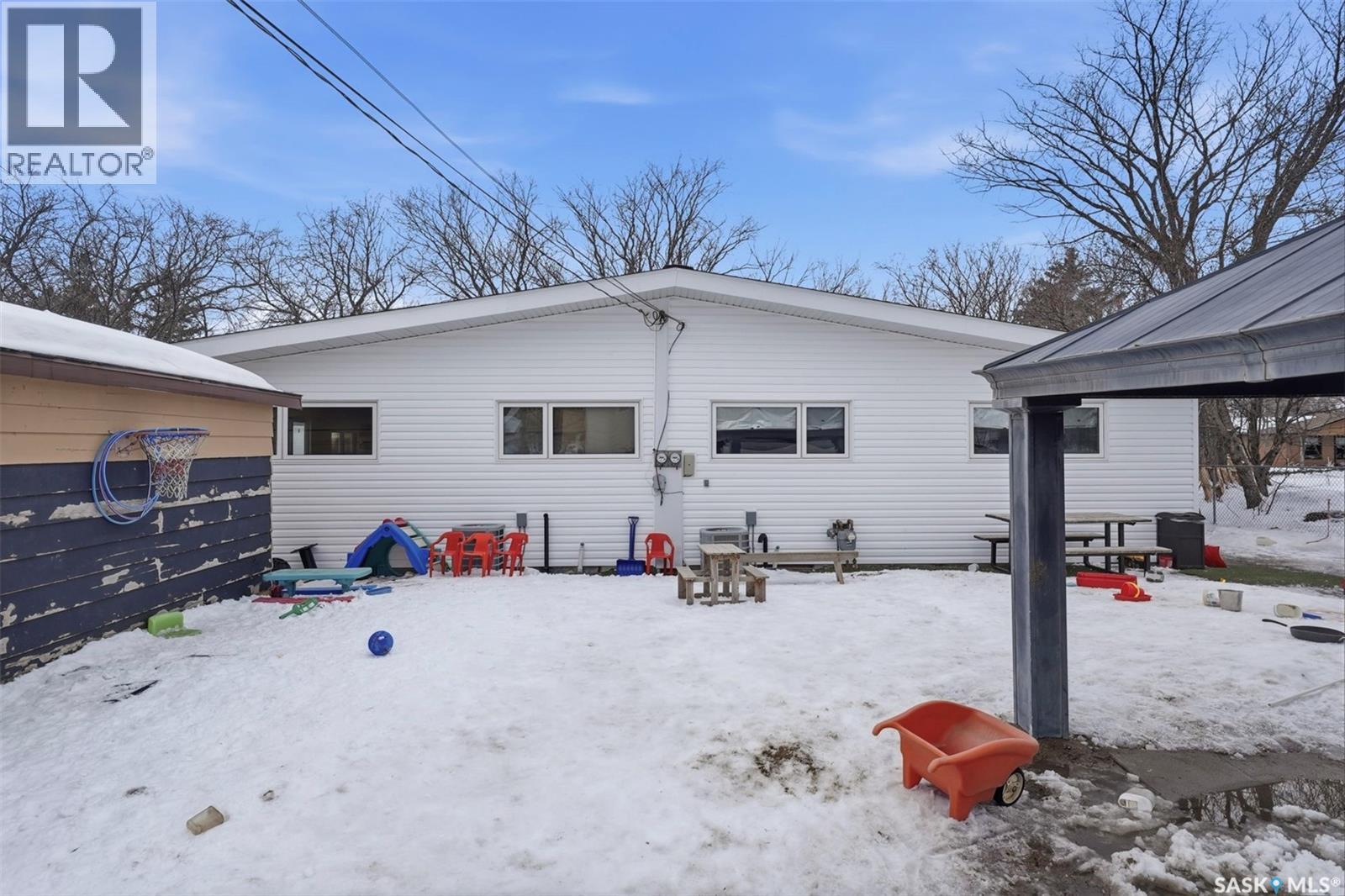 33 Antrim Street, Lanigan, Saskatchewan  S0K 2M0 - Photo 36 - SK031985