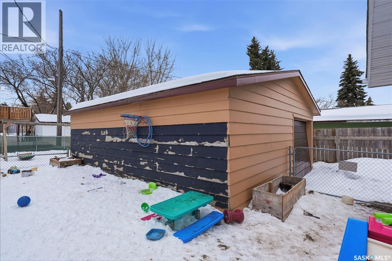 33 Antrim Street, Lanigan, Saskatchewan  S0K 2M0 - Photo 38 - SK031985