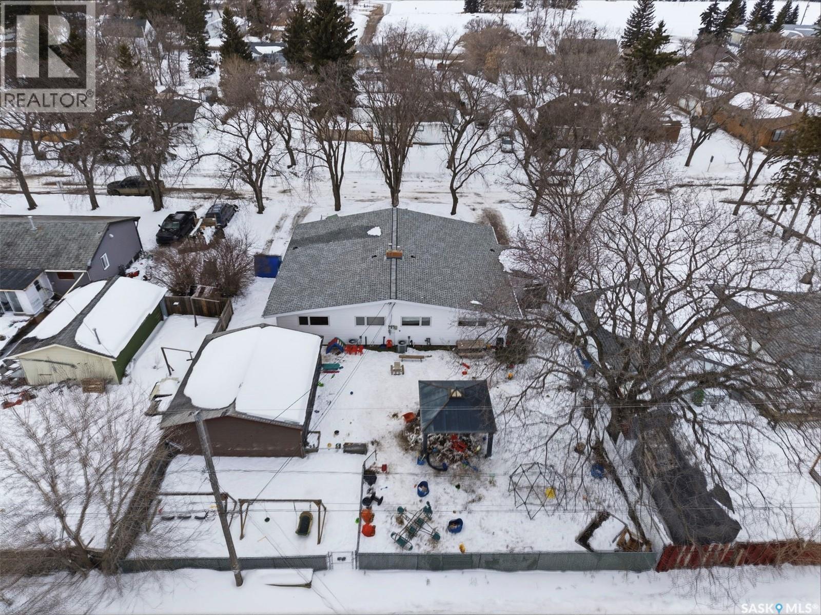 33 Antrim Street, Lanigan, Saskatchewan  S0K 2M0 - Photo 41 - SK031985