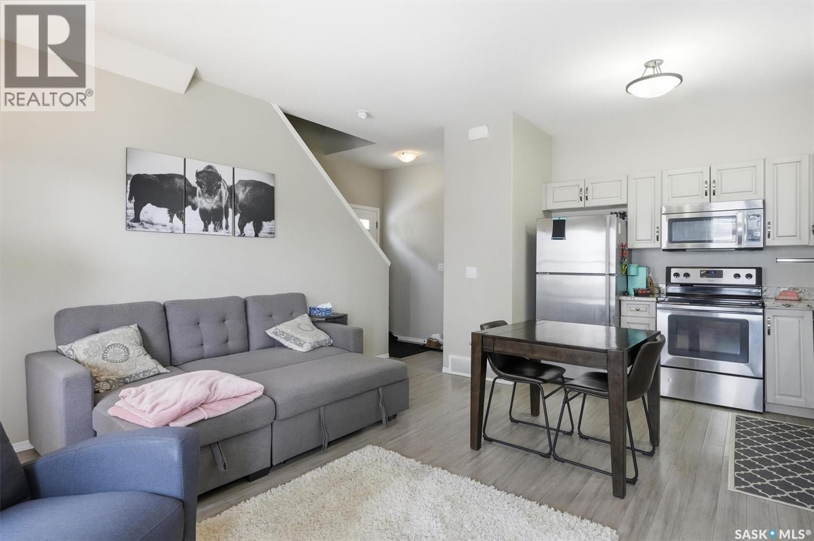 114 100 Chaparral Boulevard, Martensville, Saskatchewan  S0K 0A2 - Photo 4 - SK031925