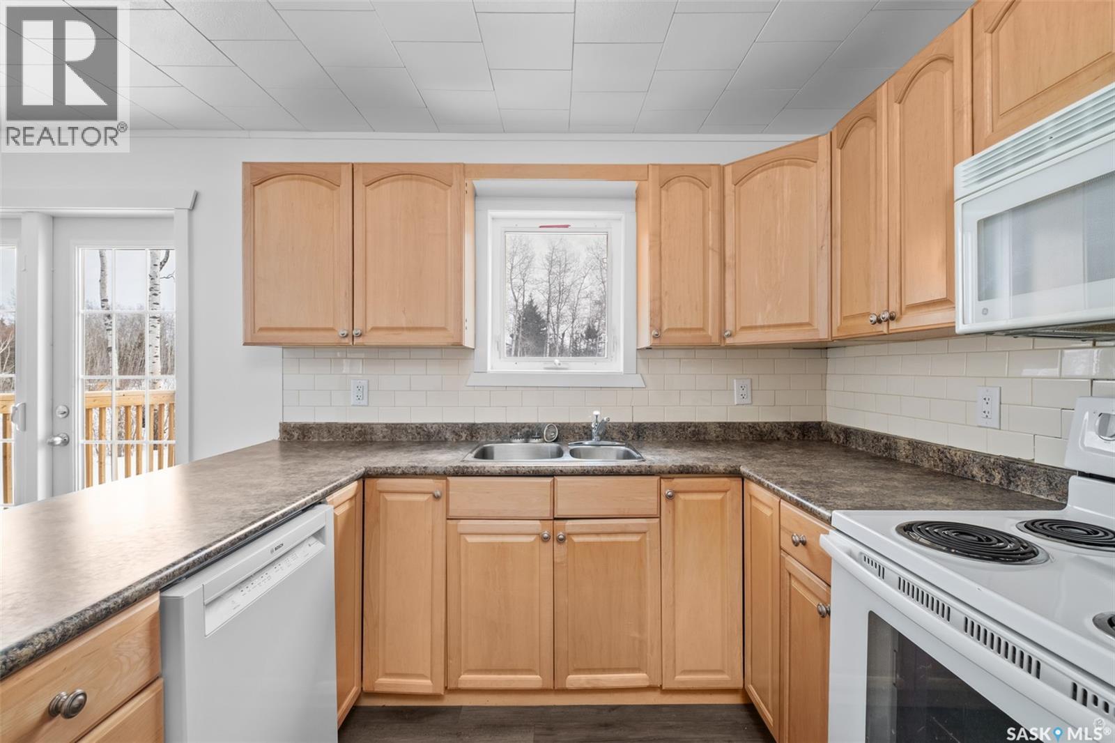 125 Central Avenue S, Christopher Lake, Saskatchewan  S0J 0N0 - Photo 8 - SK031919