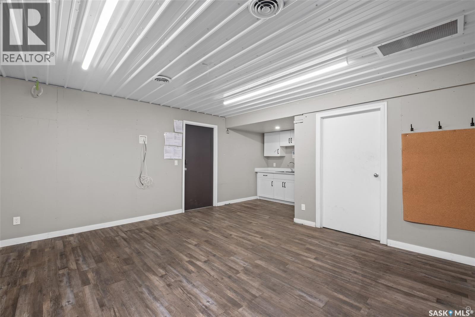 Red Wing Industrial Shop, Buckland Rm No. 491, Saskatchewan  S6V 5T1 - Photo 9 - SK031820