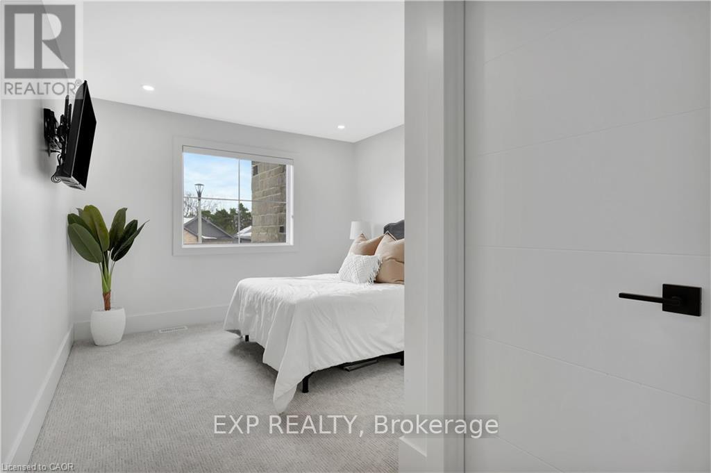 1048 Walton Avenue, North Perth, Ontario  N4W 3S2 - Photo 30 - X12954654