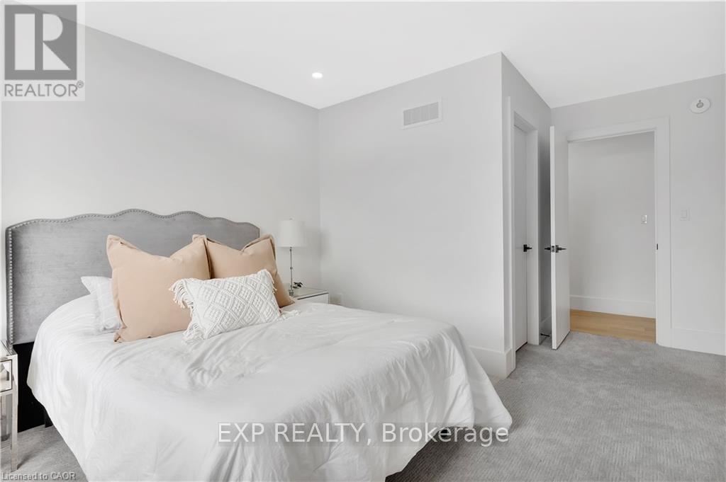 1048 Walton Avenue, North Perth, Ontario  N4W 3S2 - Photo 31 - X12954654