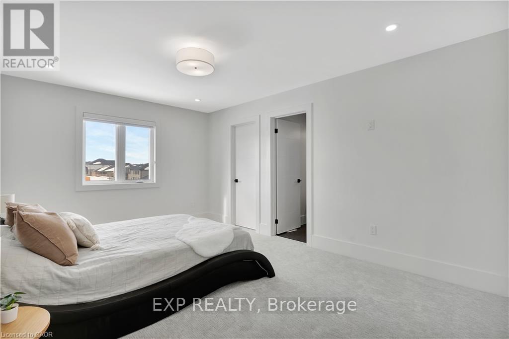 1048 Walton Avenue, North Perth, Ontario  N4W 3S2 - Photo 37 - X12954654