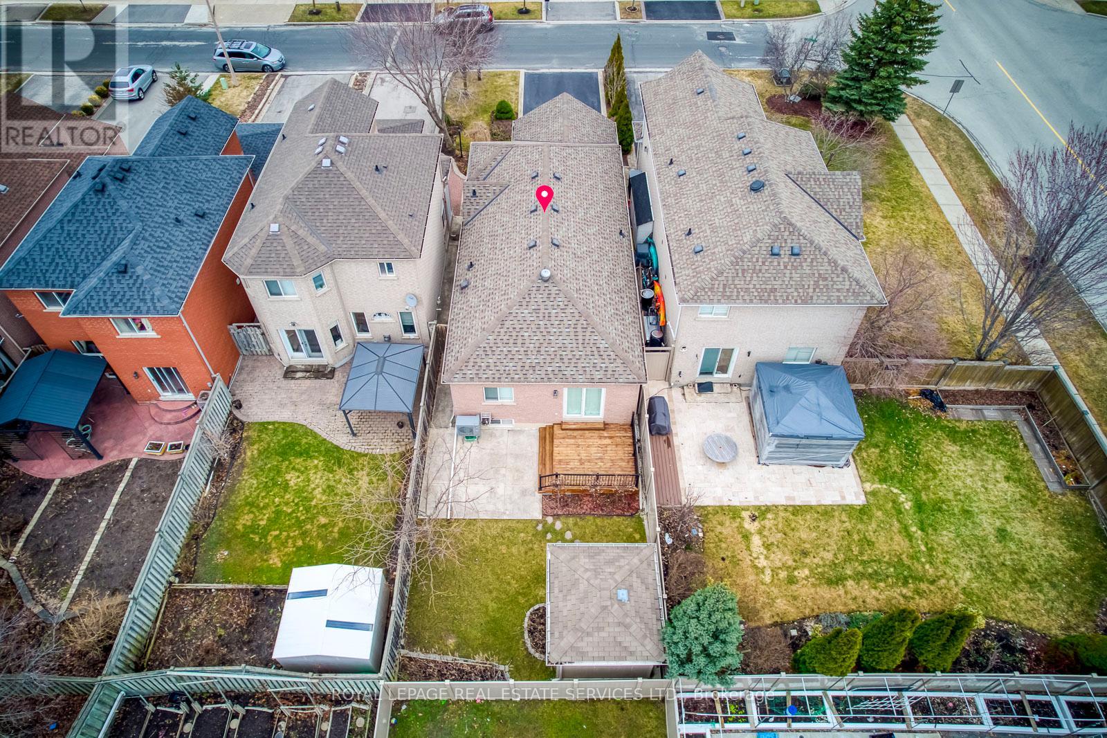 236 Slywood Crescent, Vaughan, Ontario  L6A 2P9 - Photo 5 - N12950694