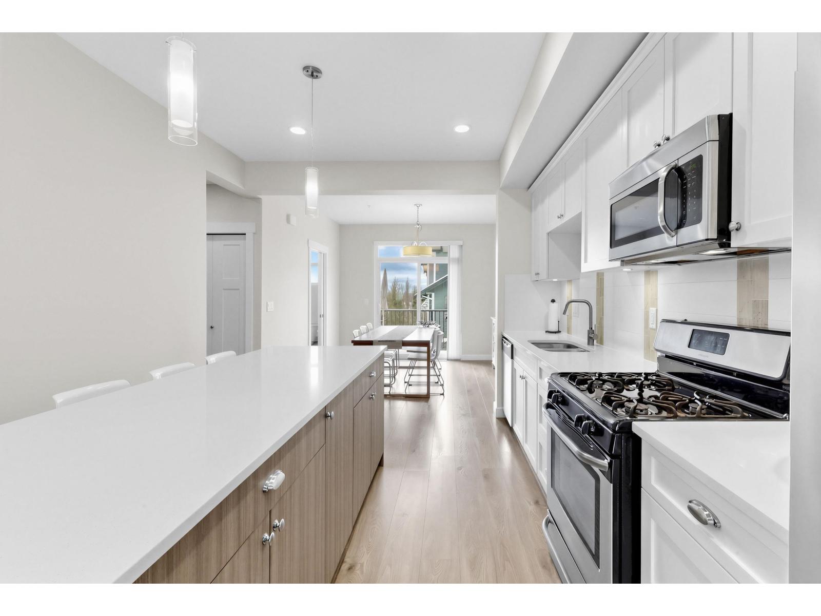 52 7157 210 Street, Langley, British Columbia  V2Y 0T3 - Photo 10 - R3102410