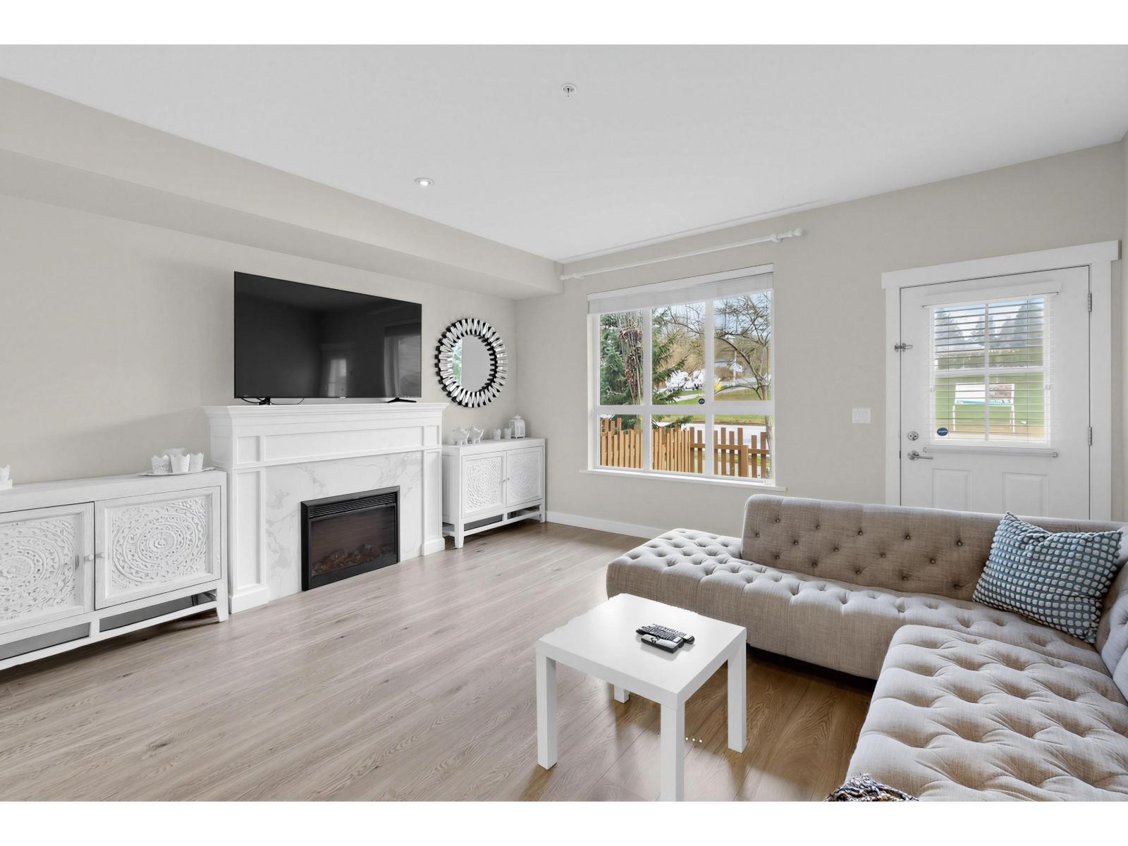 52 7157 210 Street, Langley, British Columbia  V2Y 0T3 - Photo 3 - R3102410