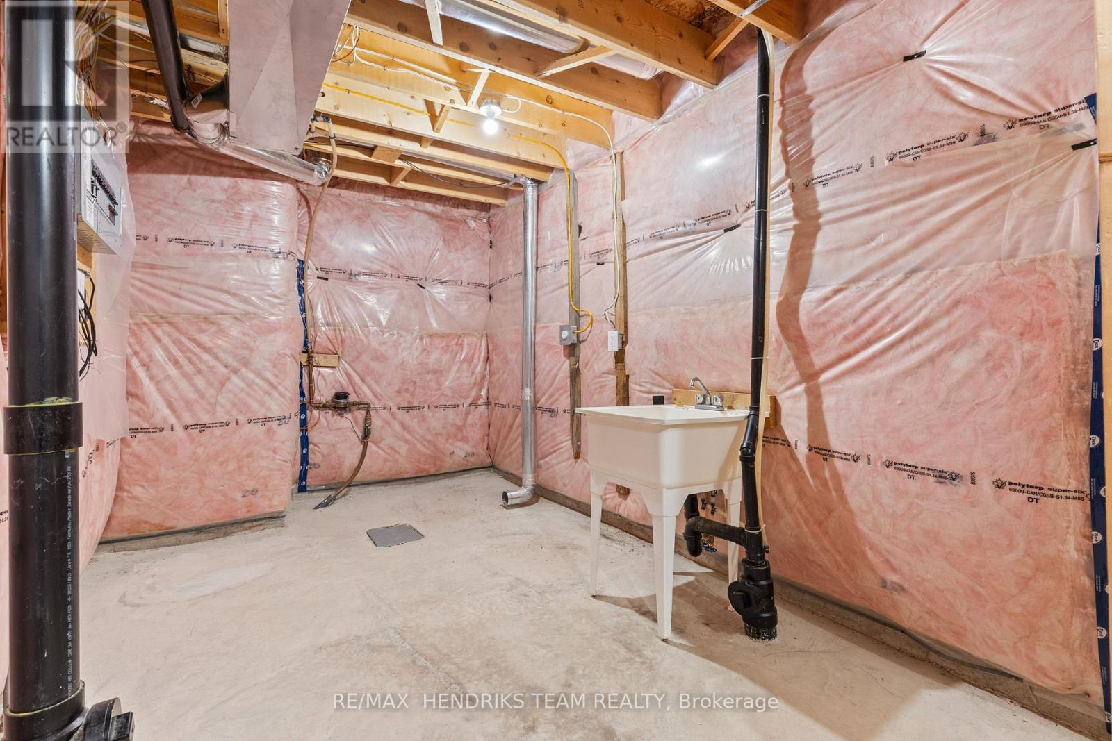 6649 Cropp Street, Niagara Falls, Ontario  L2E 0B7 - Photo 34 - X12952562