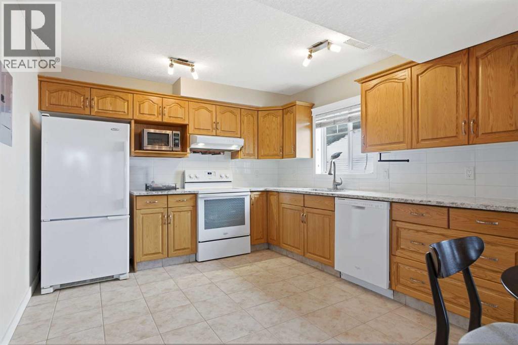 304, 1608 12 Avenue SW, Calgary, Alberta  T3C 0R2 - Photo 3 - A2294237