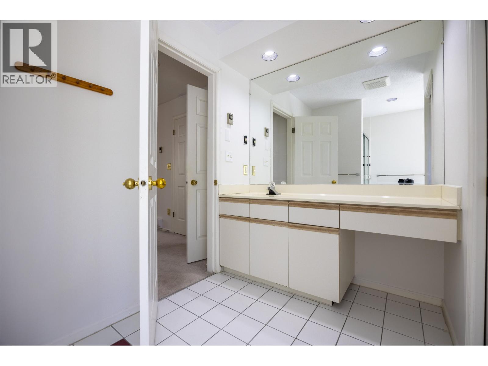 2063 W 47th Avenue, Vancouver, British Columbia  V6M 2M5 - Photo 27 - R3105132