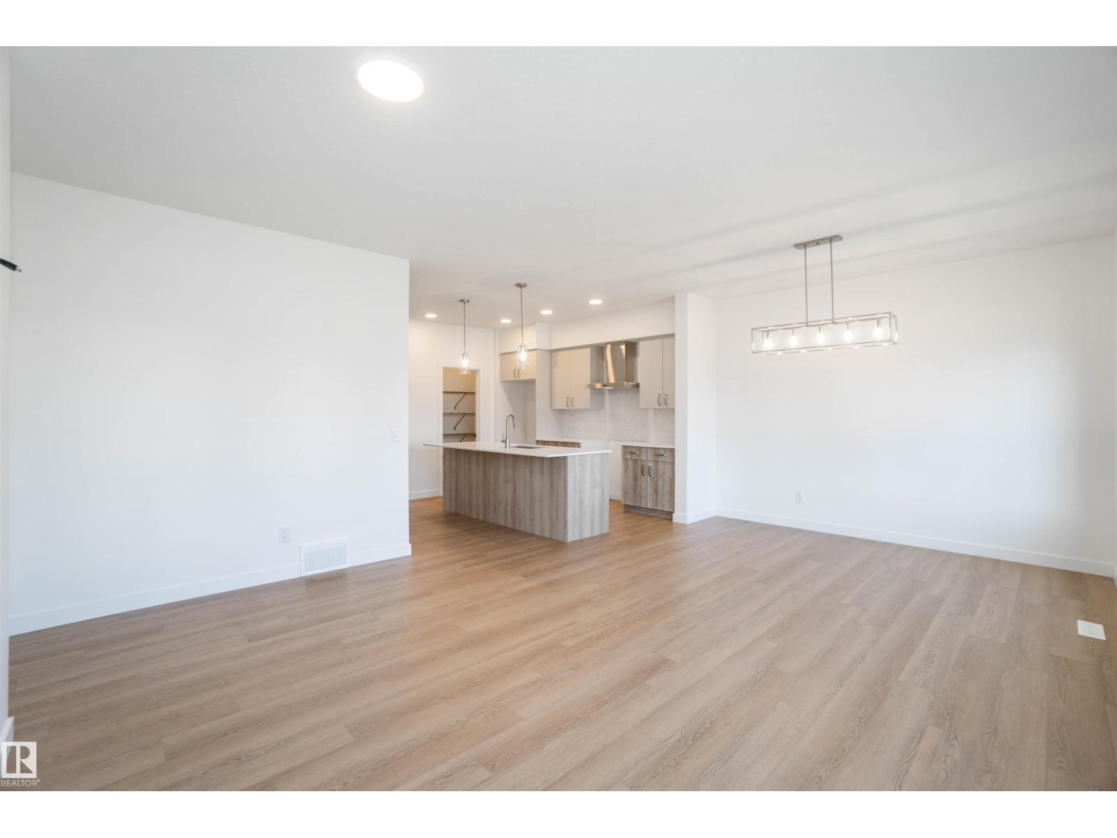 4027 207 St Nw, Edmonton, Alberta  T6M 3G1 - Photo 5 - E4480484