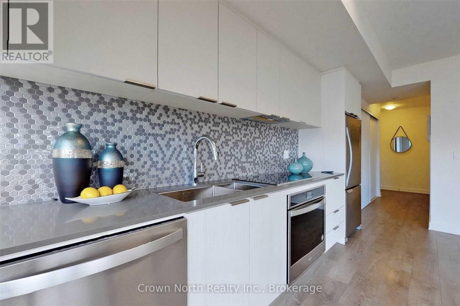 2102 - 2 Sonic Way W, Toronto, Ontario  M3C 0P1 - Photo 12 - C12954708