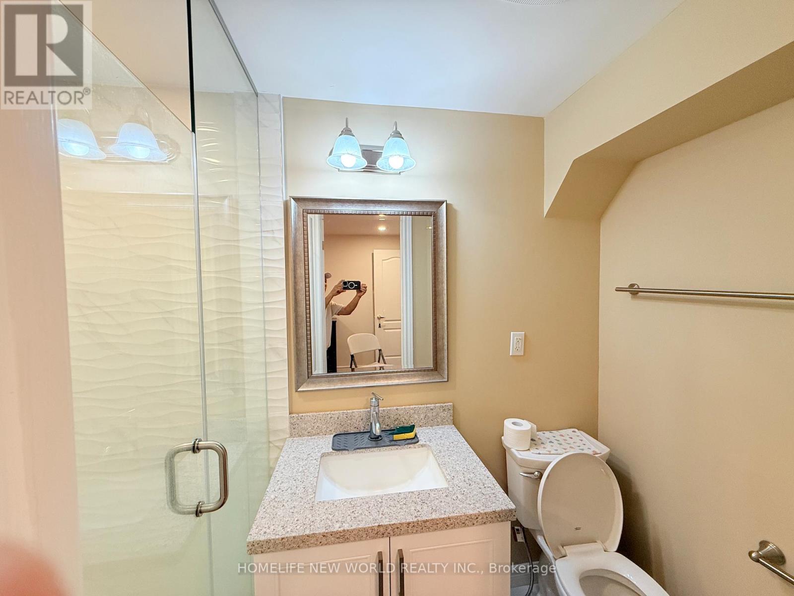 38 Cedarcroft Boulevard S, Toronto, Ontario  M2R 2Z5 - Photo 9 - C12954714