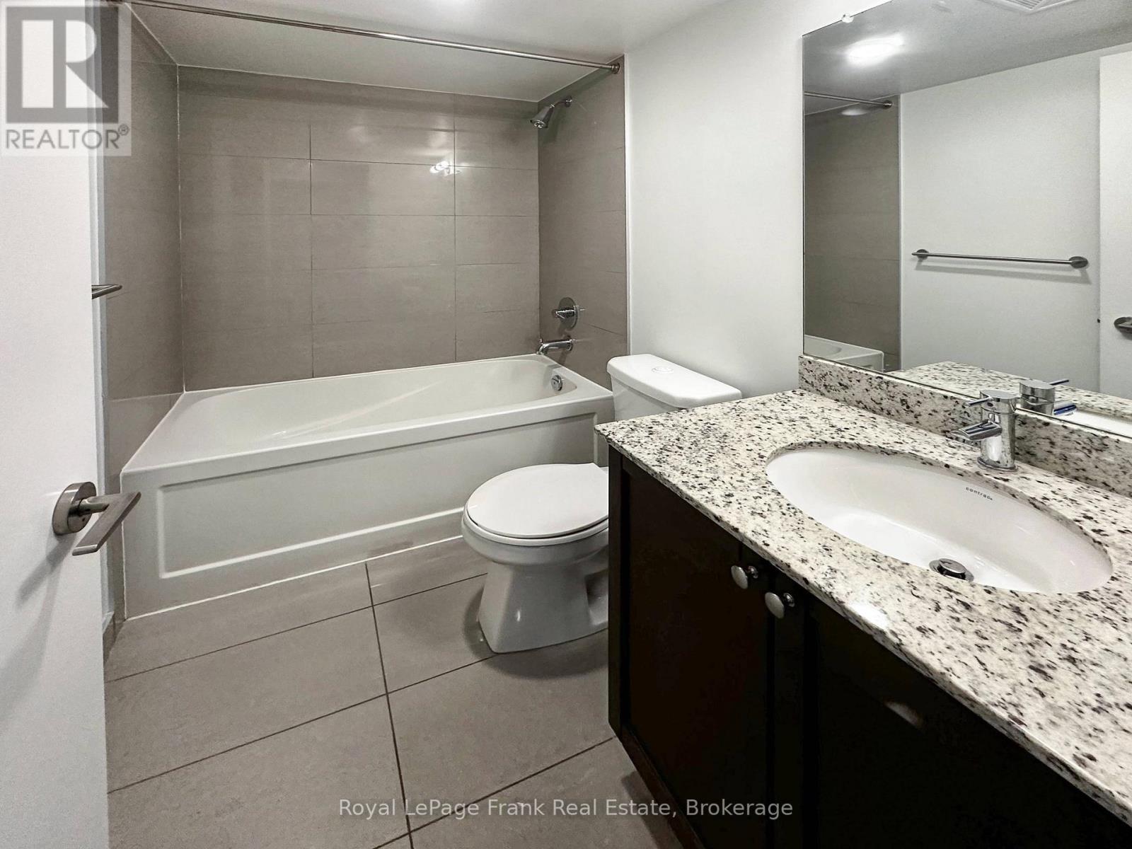 501 - 8 Trent Avenue, Toronto, Ontario  M4C 0A6 - Photo 12 - E12954726