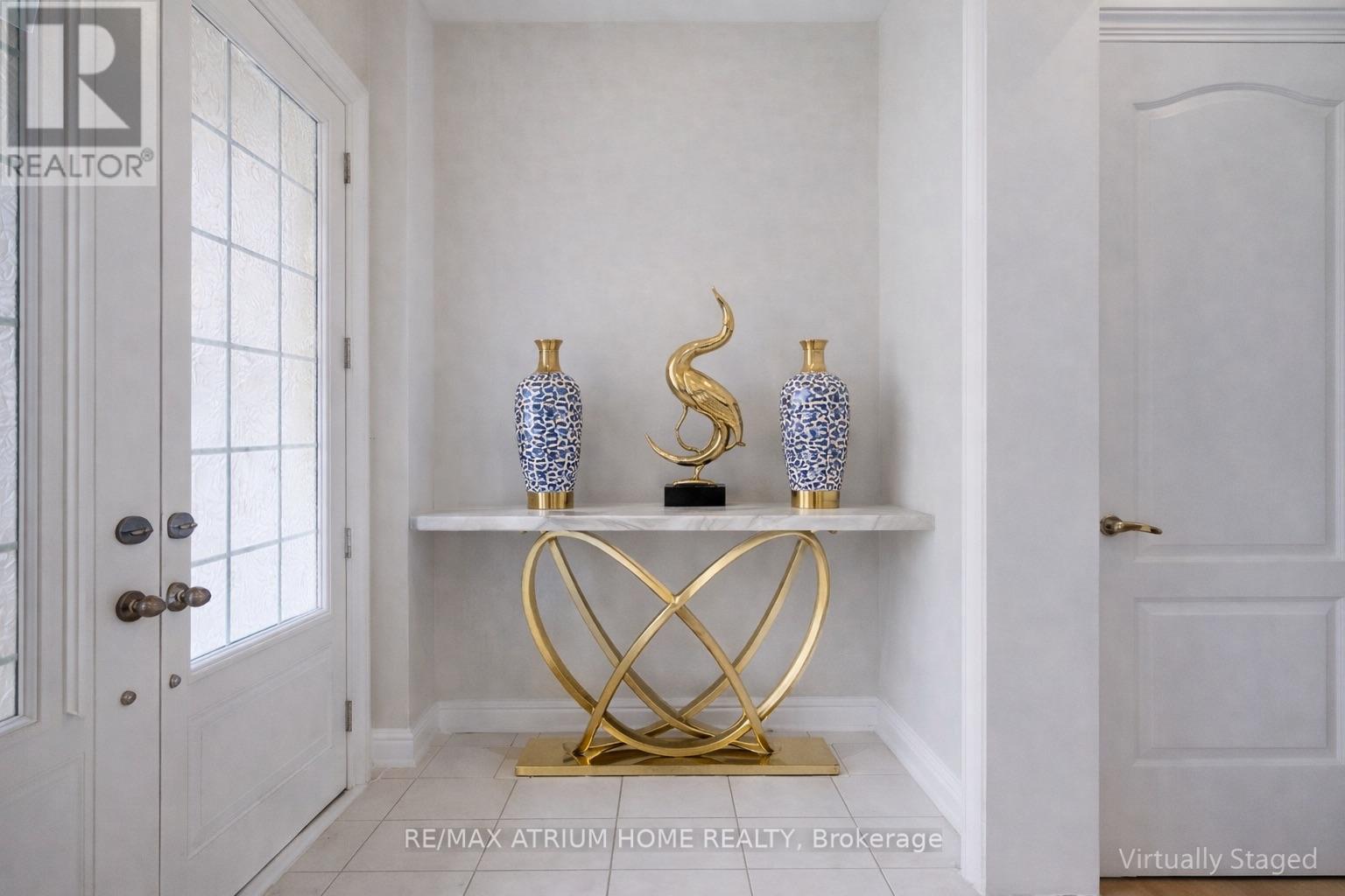 79 Wellspring Avenue, Richmond Hill, Ontario  L4E 1E8 - Photo 2 - N12954716