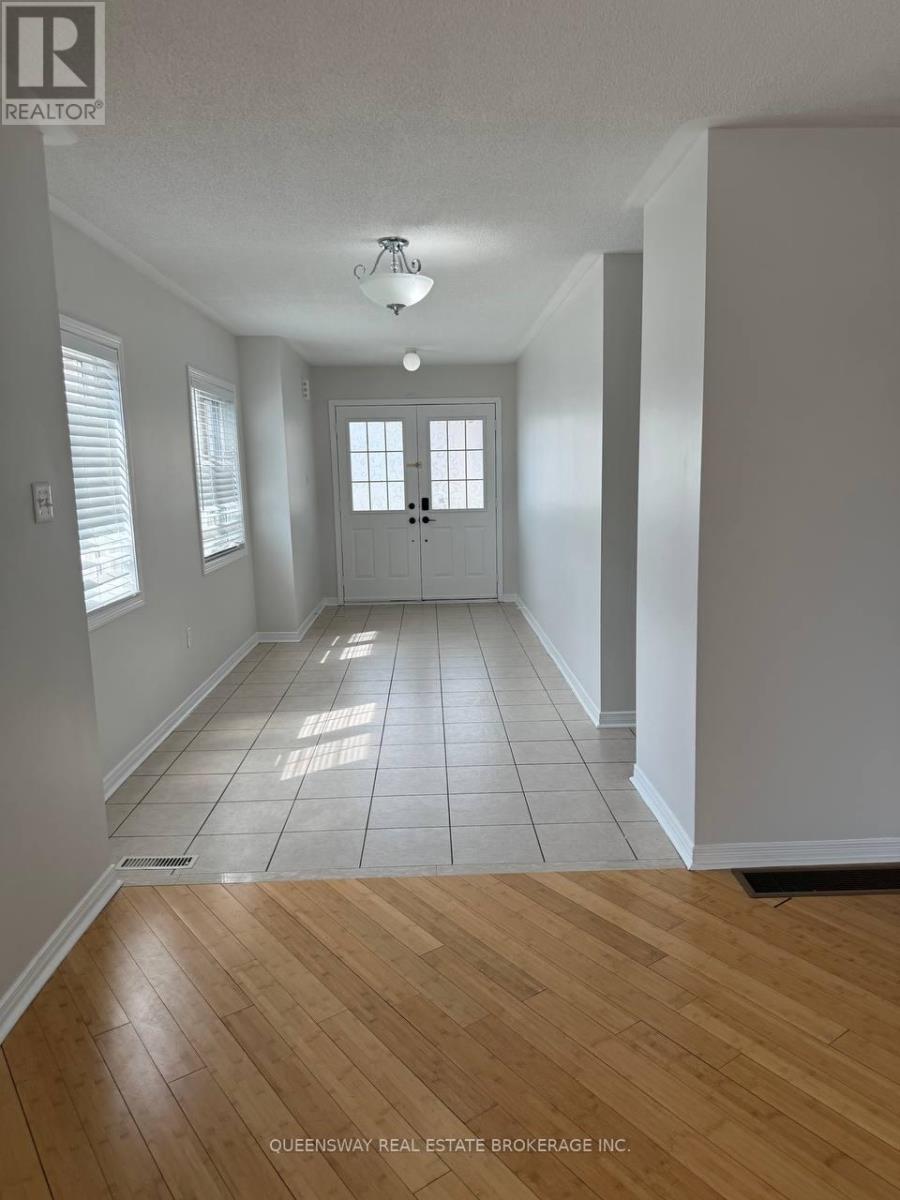 514 Candlestick Circle, Mississauga, Ontario  L4Z 0B2 - Photo 2 - W12954696