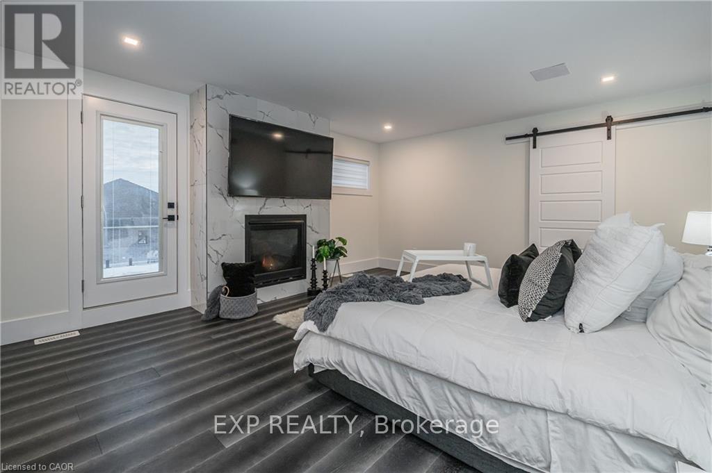 39 Coulter Street, Perth East, Ontario  N0K 1M0 - Photo 15 - X12954720