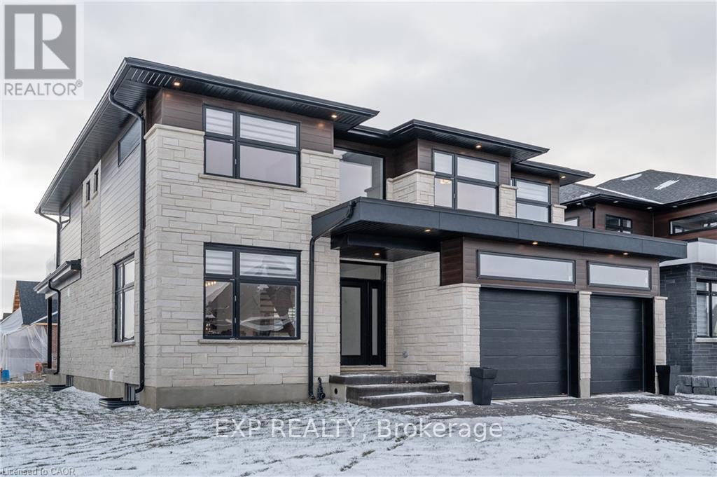 39 Coulter Street, Perth East, Ontario  N0K 1M0 - Photo 3 - X12954720