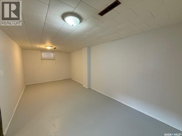 327 Wallace Street, Kamsack, Saskatchewan  S0A 1S0 - Photo 14 - SK032017