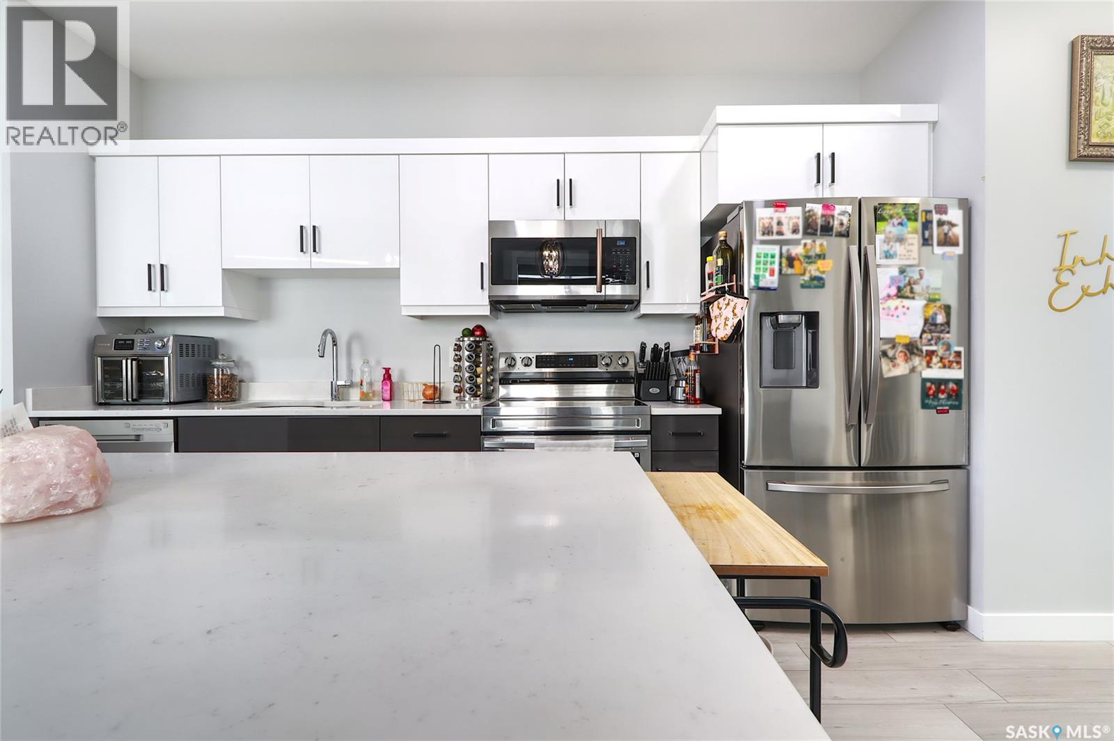 2213 Pasqua Street, Regina, Saskatchewan  S4T 4M5 - Photo 4 - SK031982