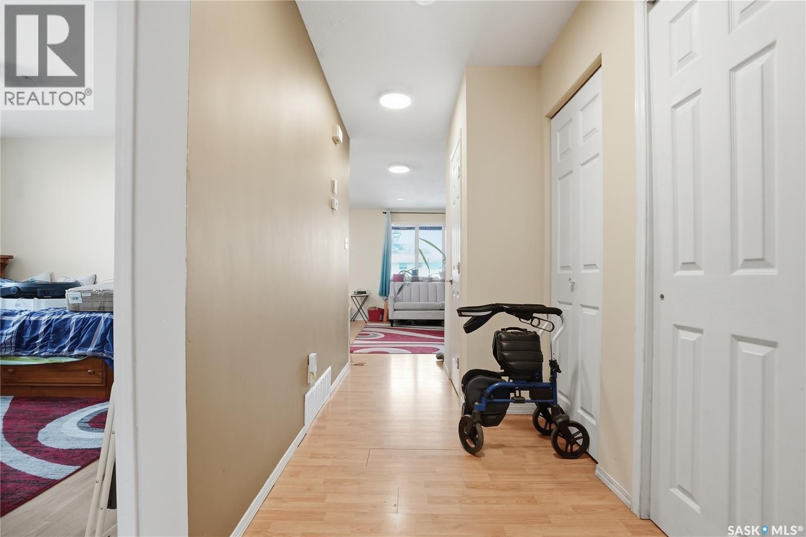 222 V Avenue S, Saskatoon, Saskatchewan  S7M 3B3 - Photo 3 - SK031849