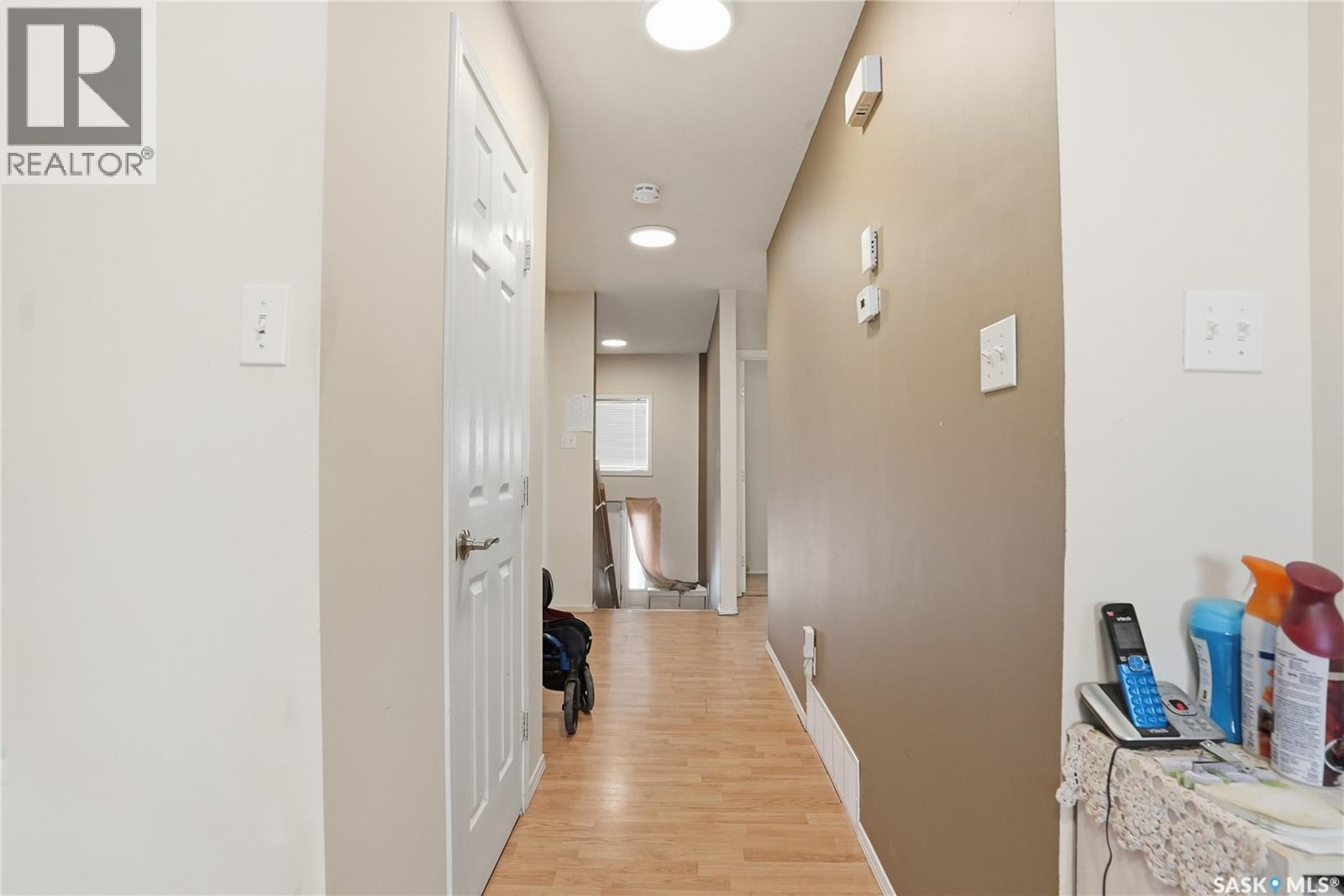 222 V Avenue S, Saskatoon, Saskatchewan  S7M 3B3 - Photo 4 - SK031849