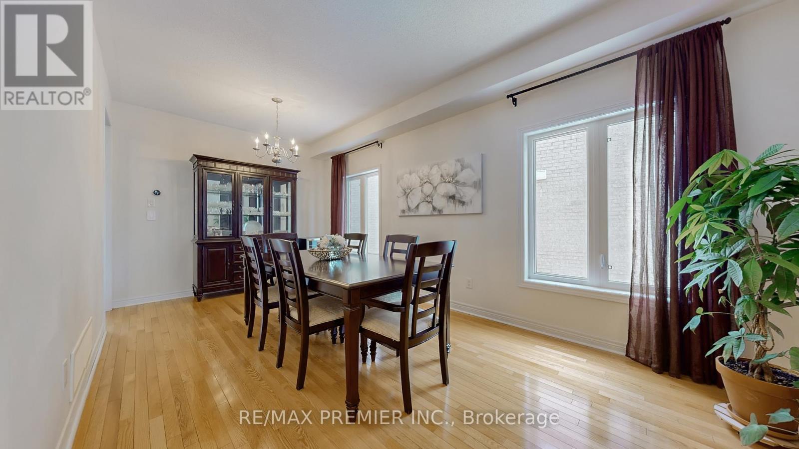 32 Blue Grouse Road, Vaughan, Ontario  L6A 4B9 - Photo 15 - N12952926