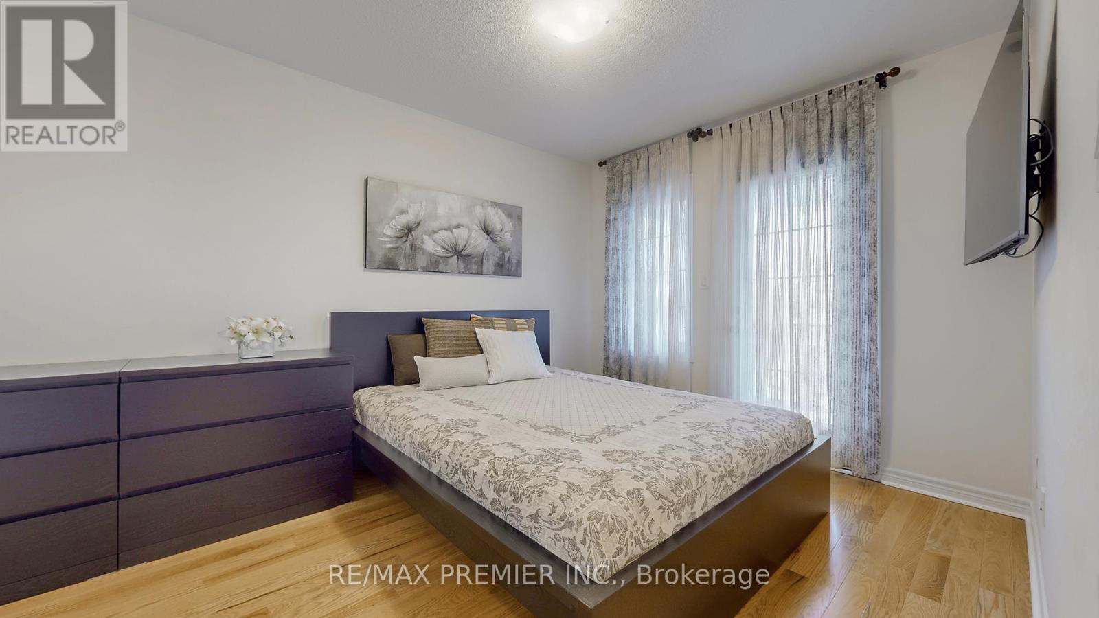 32 Blue Grouse Road, Vaughan, Ontario  L6A 4B9 - Photo 24 - N12952926