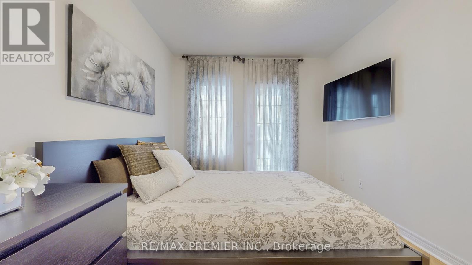 32 Blue Grouse Road, Vaughan, Ontario  L6A 4B9 - Photo 23 - N12952926