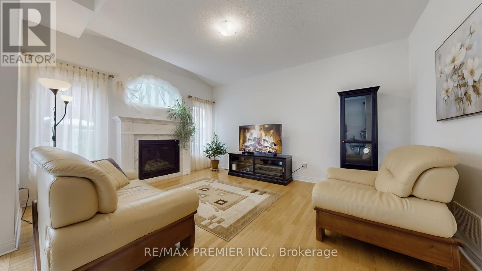 32 Blue Grouse Road, Vaughan, Ontario  L6A 4B9 - Photo 8 - N12952926