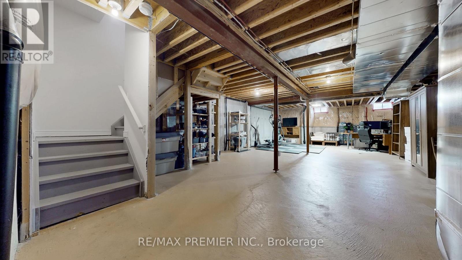 32 Blue Grouse Road, Vaughan, Ontario  L6A 4B9 - Photo 29 - N12952926