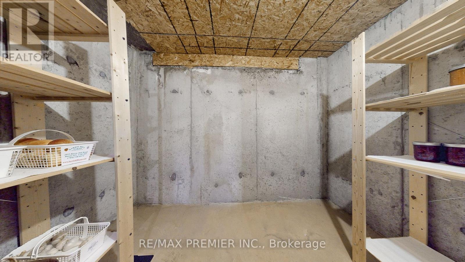 32 Blue Grouse Road, Vaughan, Ontario  L6A 4B9 - Photo 37 - N12952926