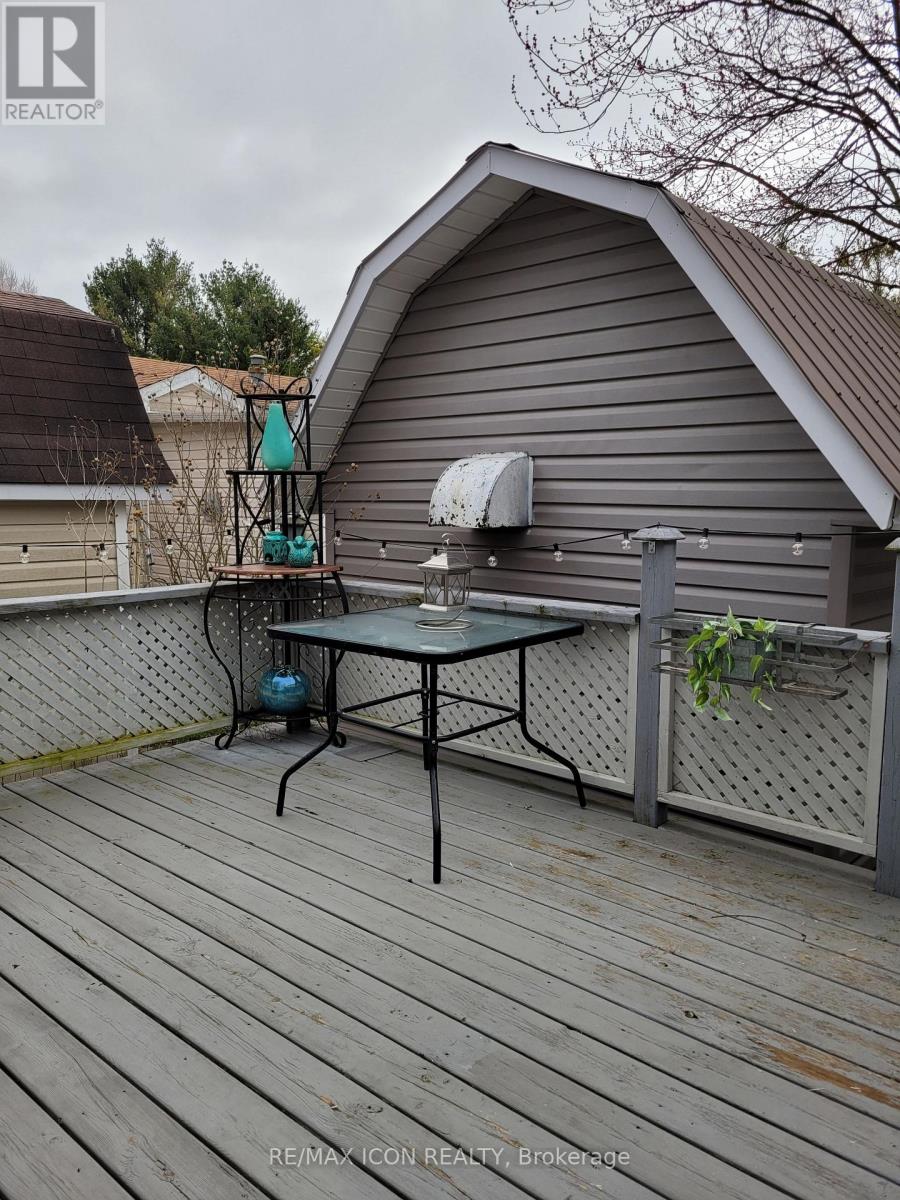 35 - 9839 Lakeshore Road, Lambton Shores, Ontario  N0M 1T0 - Photo 23 - X12954112