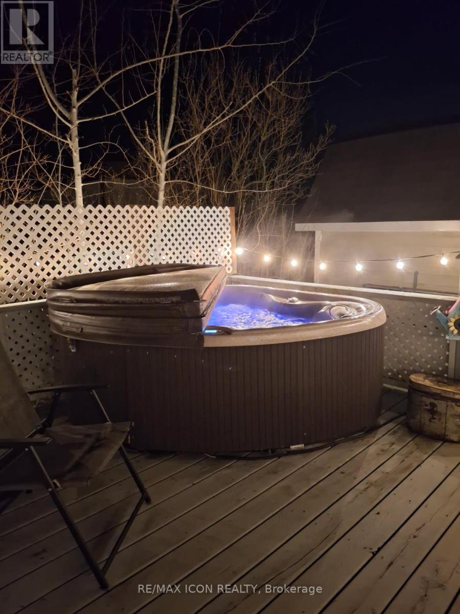 35 - 9839 Lakeshore Road, Lambton Shores, Ontario  N0M 1T0 - Photo 22 - X12954112