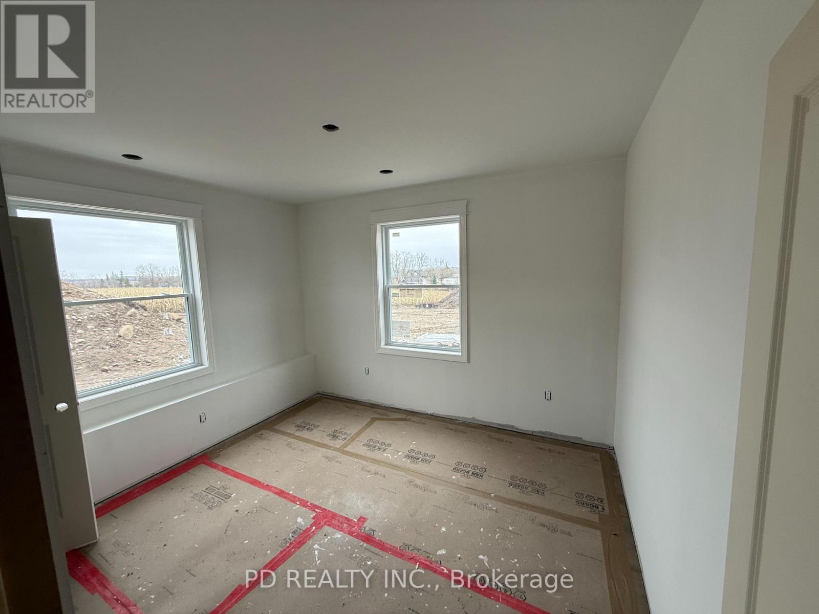 2467 Queen Mary Street, Cavan Monaghan, Ontario  L0A 1C0 - Photo 14 - X12954766