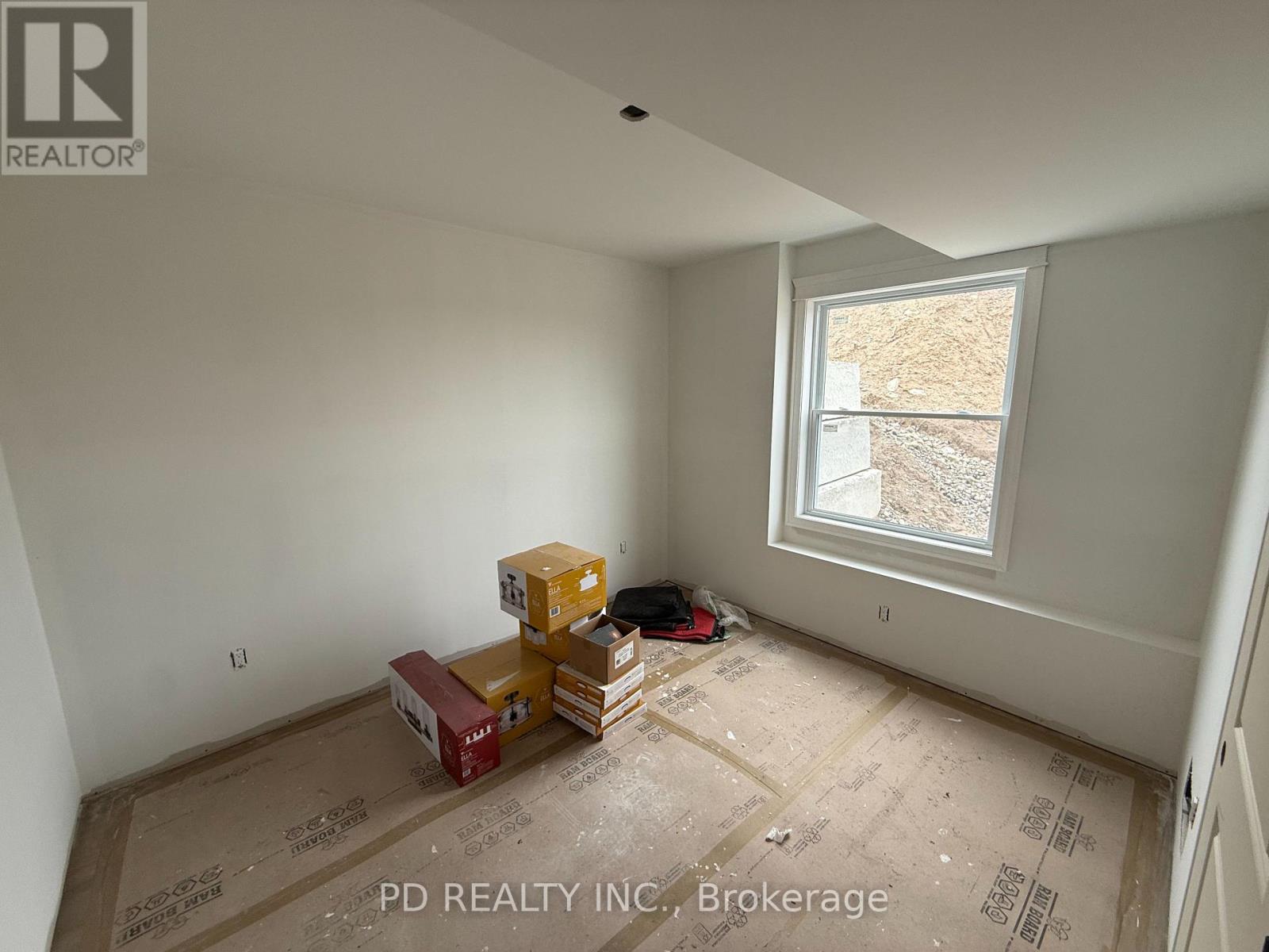 2467 Queen Mary Street, Cavan Monaghan, Ontario  L0A 1C0 - Photo 16 - X12954766