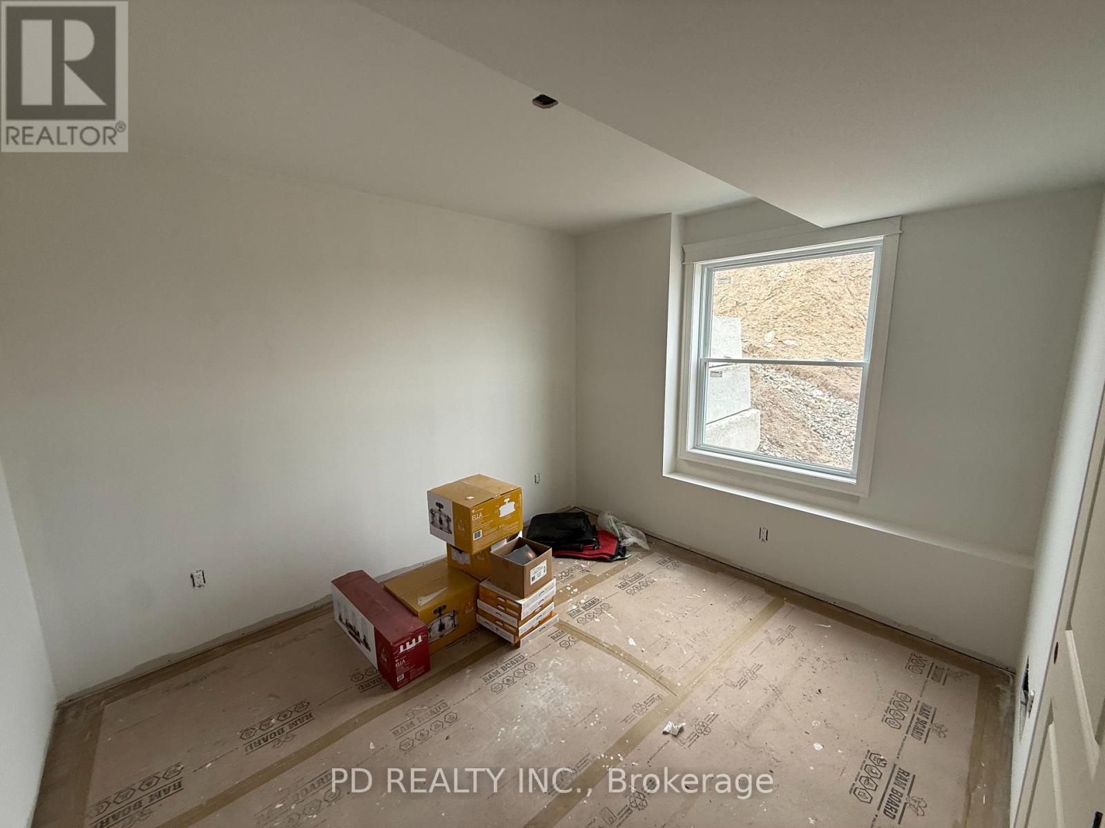 2467 Queen Mary Street, Cavan Monaghan, Ontario  L0A 1C0 - Photo 17 - X12954766