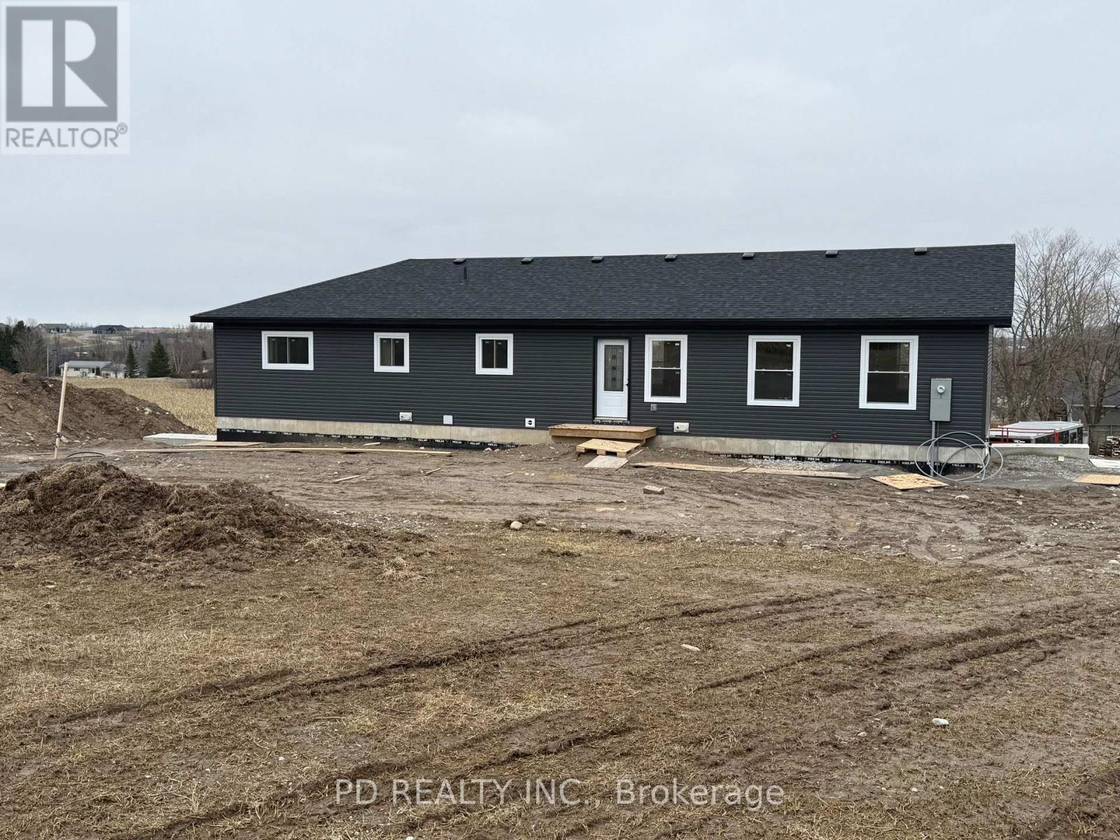 2467 Queen Mary Street, Cavan Monaghan, Ontario  L0A 1C0 - Photo 36 - X12954766