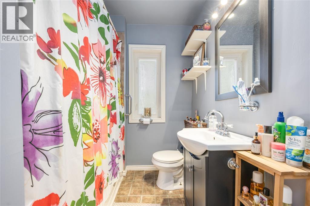 993 Murphy Road, Sarnia, Ontario  N7S 2Y3 - Photo 11 - 26003258