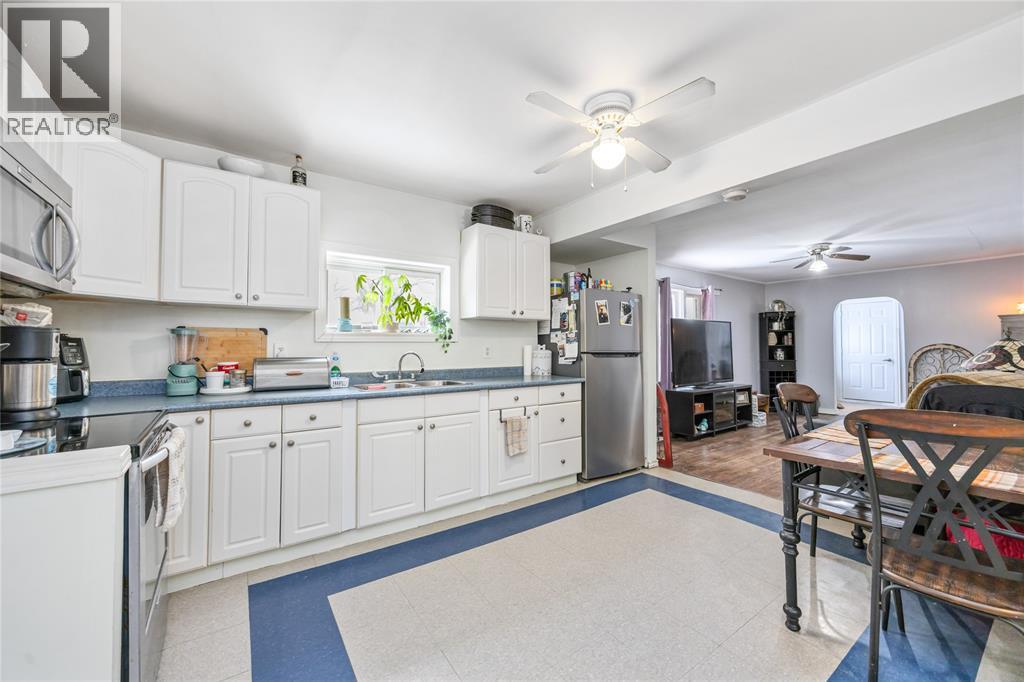 993 Murphy Road, Sarnia, Ontario  N7S 2Y3 - Photo 5 - 26003258