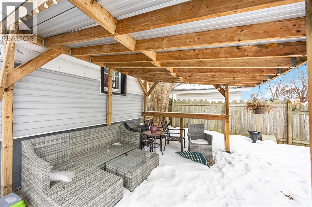 993 Murphy Road, Sarnia, Ontario  N7S 2Y3 - Photo 21 - 26003258