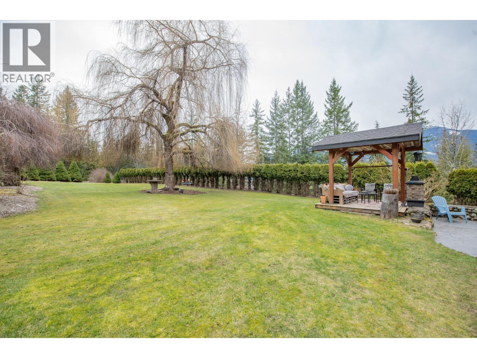 1495 6 Highway, Nakusp, British Columbia  V0G 1R1 - Photo 63 - 10381274