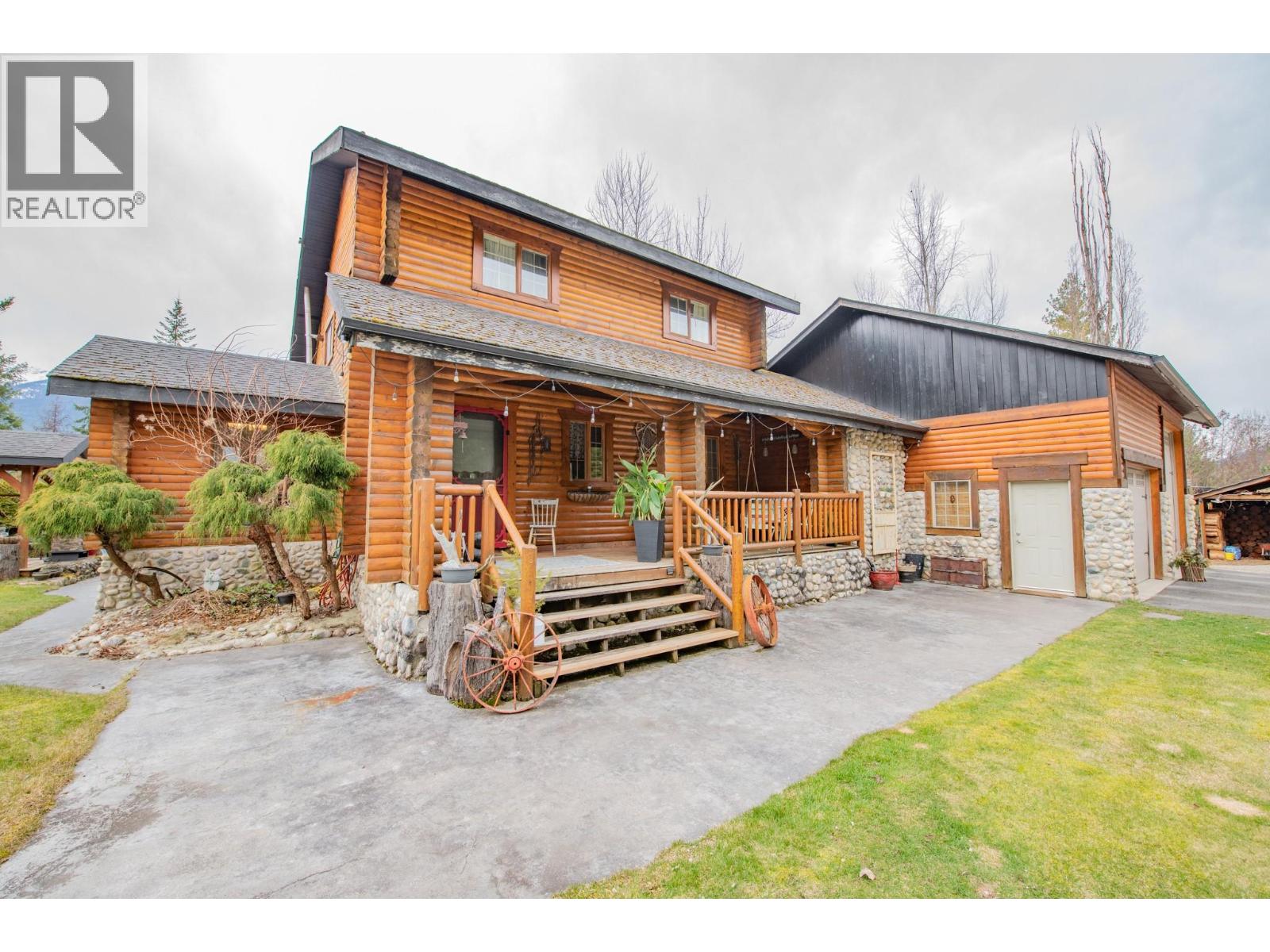 1495 6 Highway, Nakusp, British Columbia  V0G 1R1 - Photo 49 - 10381274