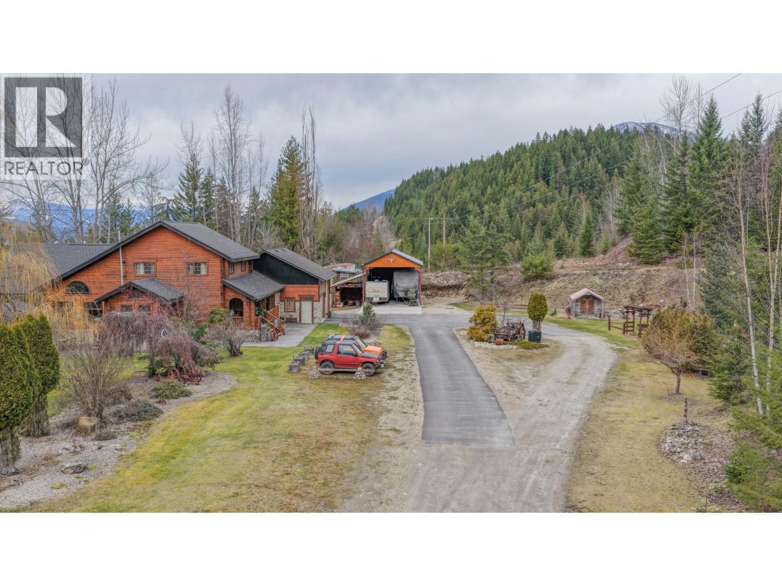 1495 6 Highway, Nakusp, British Columbia  V0G 1R1 - Photo 84 - 10381274