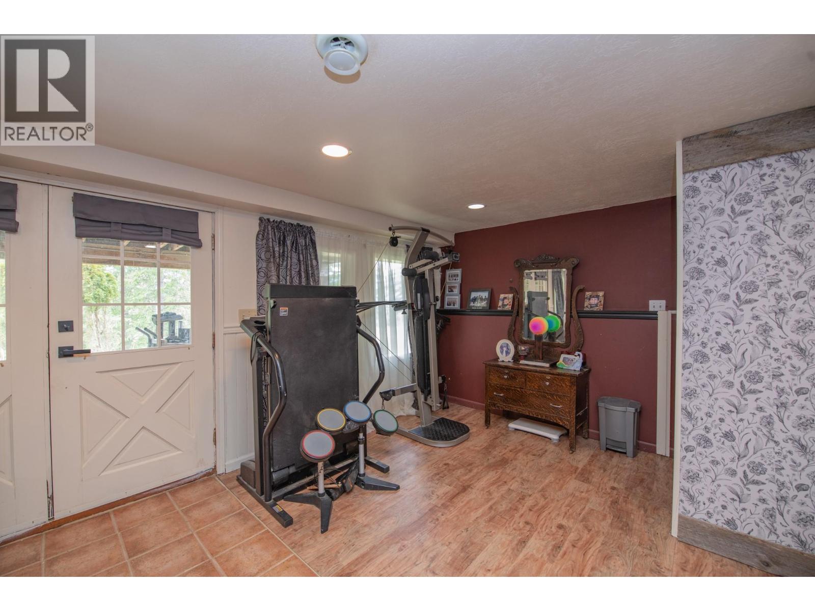 1495 6 Highway, Nakusp, British Columbia  V0G 1R1 - Photo 37 - 10381274