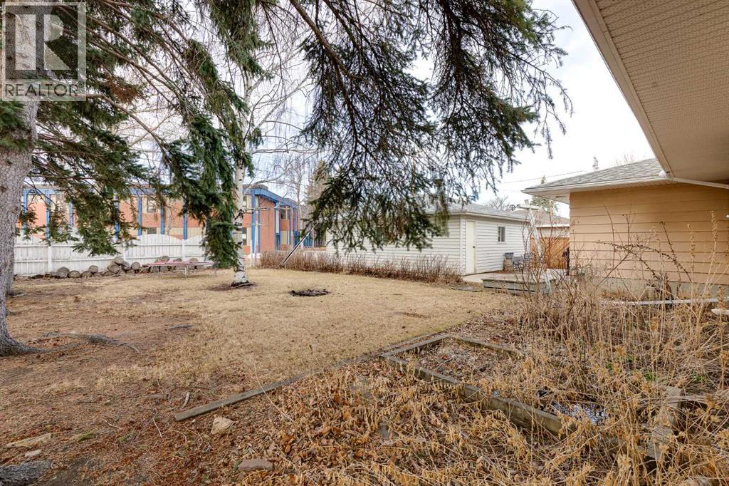 513 Memorial Avenue, Vulcan, Alberta  T0L 2B0 - Photo 31 - A2295102