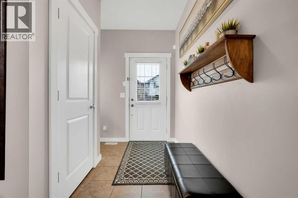 88 Silverado Saddle Avenue SW, Calgary, Alberta  T2X 0J1 - Photo 4 - A2295467